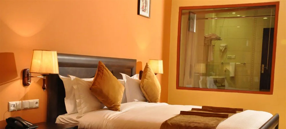 Nazra Hotel