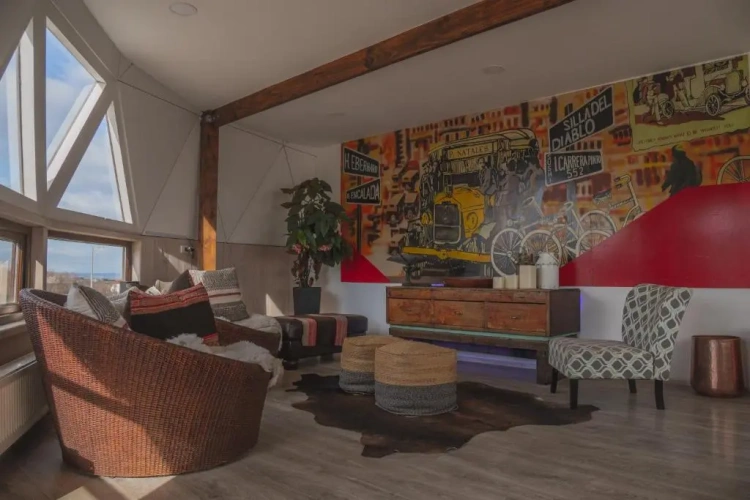 Deluxe Family Suite