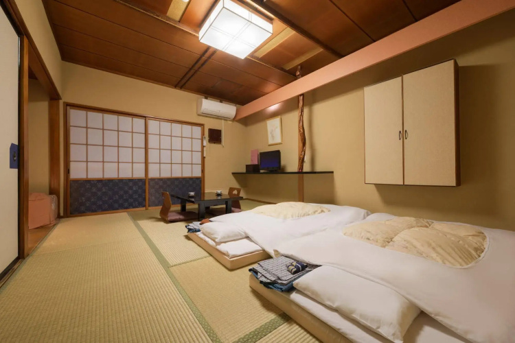 Bansuitei Ikoiso Ryokan