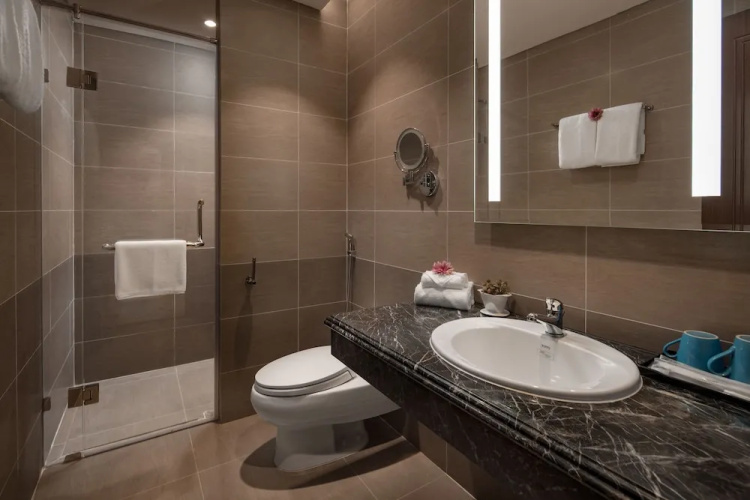 Brand New 2bdr Suite Rooftop Pool