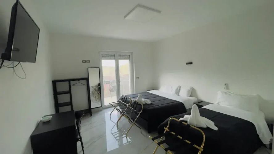 Deluxe Triple room with balcony and with mountain view