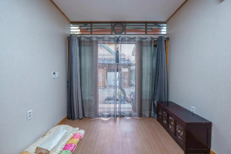 Aega Hanok Guesthouse