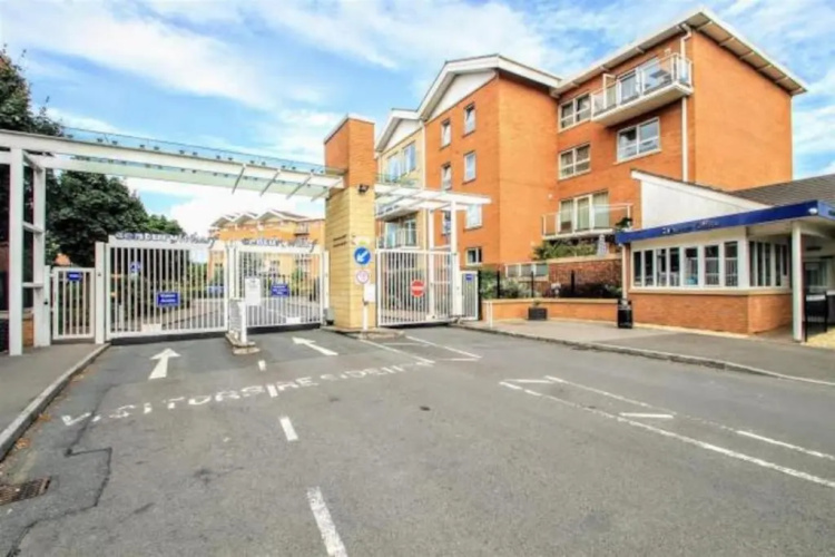 Cardiff Bay Studio Apartment