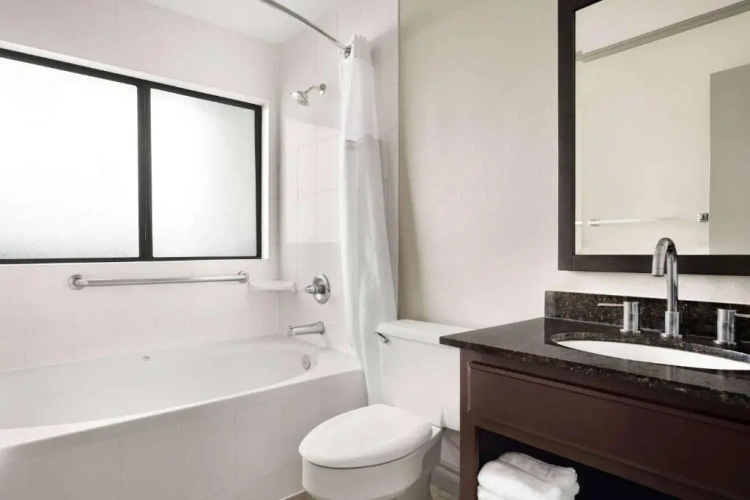 1 Bedroom Double Suite