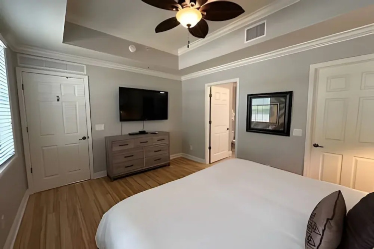 Modern 3BR Condo Reunion Resort + Pool Access