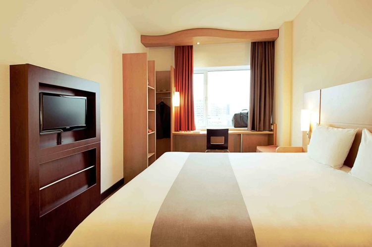 Hotel Ibis Praha Mala Strana photo 12