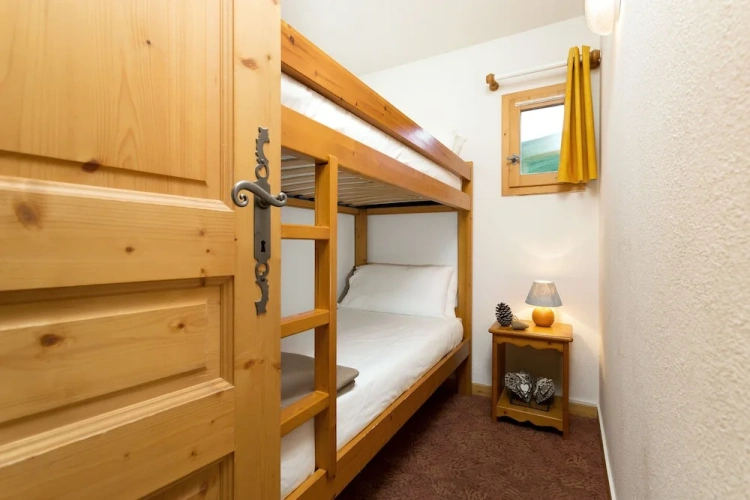 5 Bedrooms Chalet