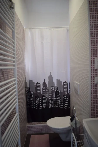 Twin Suite with courtyard view
