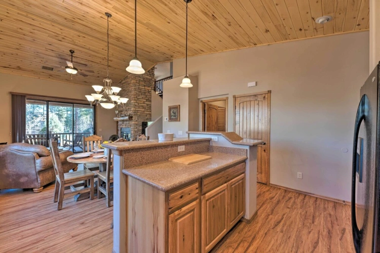 3 Bedrooms Cottage