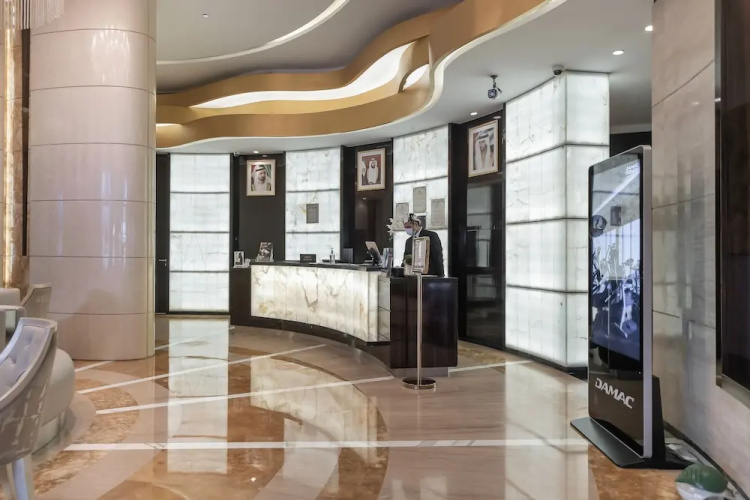 HiGuests -&nbsp;Damac Maison
