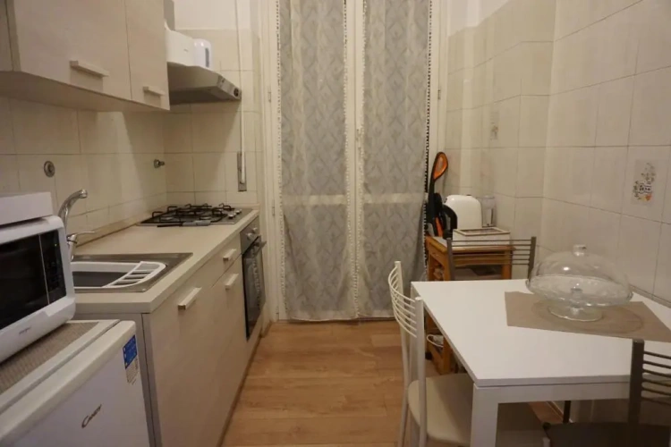 3 Bedrooms Apartment