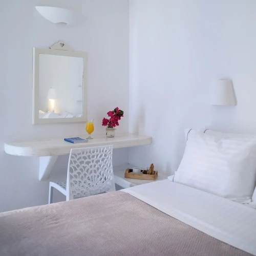Superior room with balcony and with mountain view