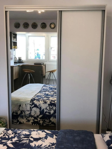 Brand New Downtown Studio