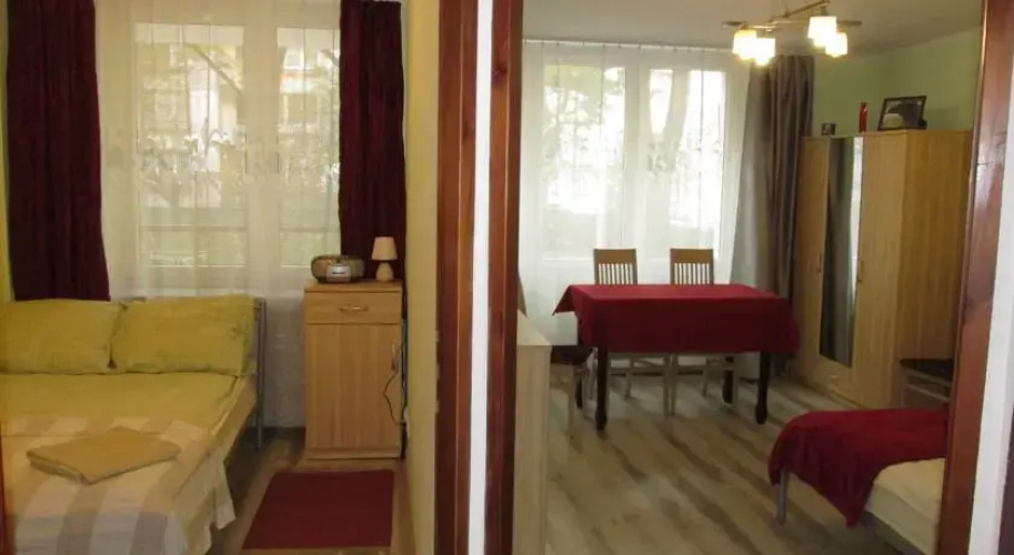 Królewska Apartment