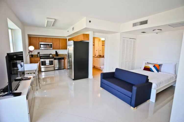 NUOVO - Downtown Miami / Brickell