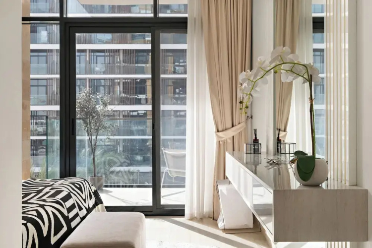 1BR Azizi Riviera B7 Pool View