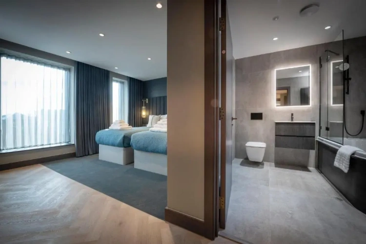Standard Twin room