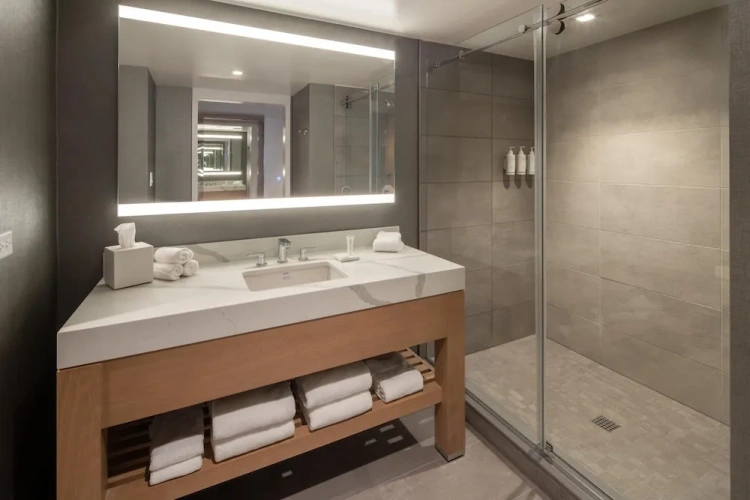Deluxe Double Suite