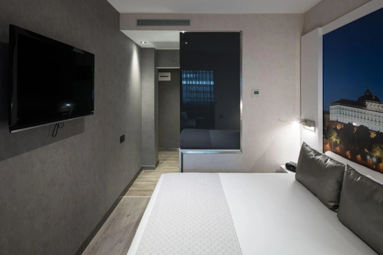 Hotel Catalonia Gran Via BCN photo 7