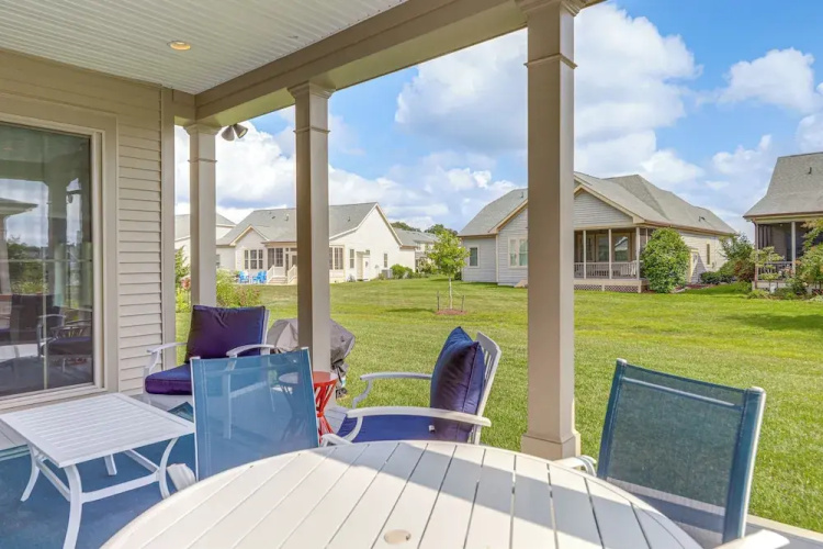 Near Bethany Beach: Resort-style Home w/ Views