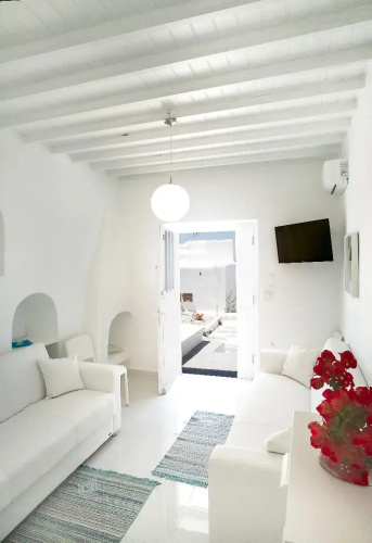 Chora House