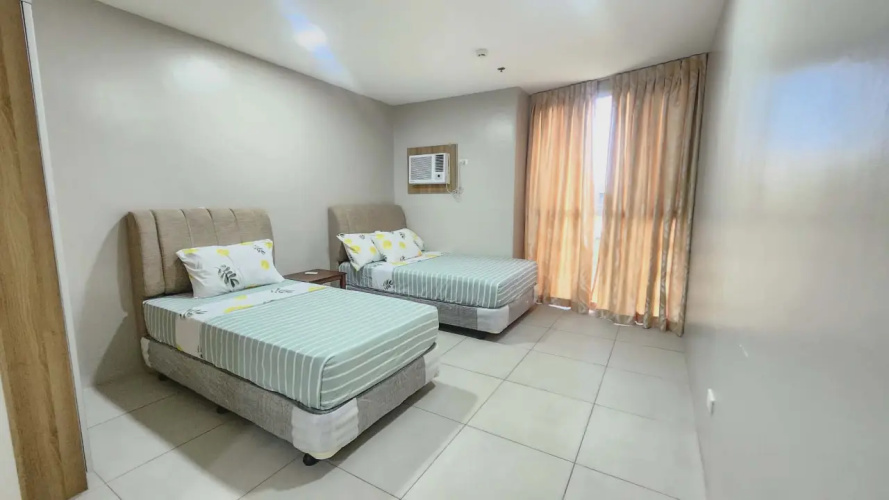 Deluxe Family Suite