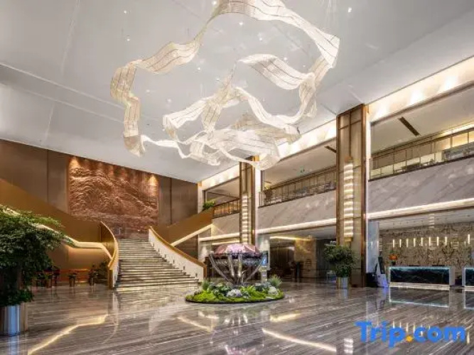 hotel lemarquis