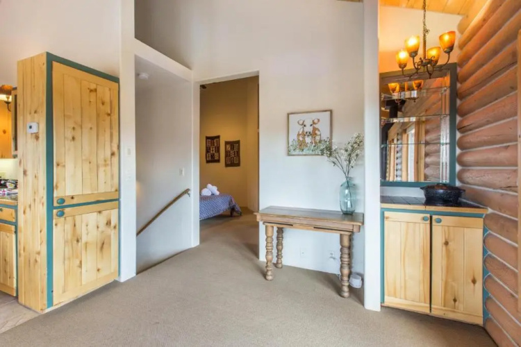 317 Tower Apartment