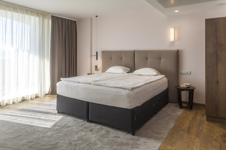 Amiral Hotel