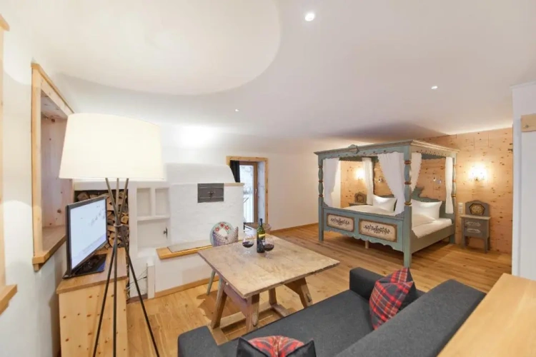Double Suite