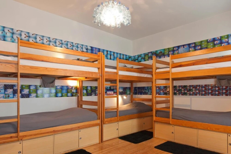 Living Lounge Hostel