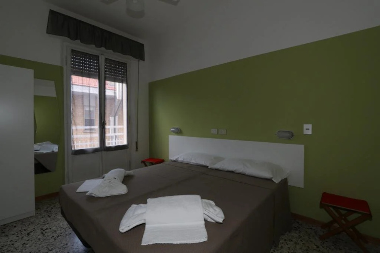 Hotel Urano - Bed & Breakfast
