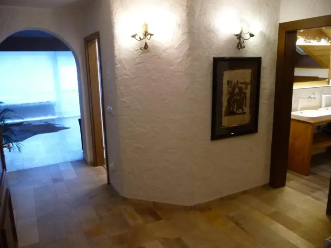 3 Bedrooms Apartment