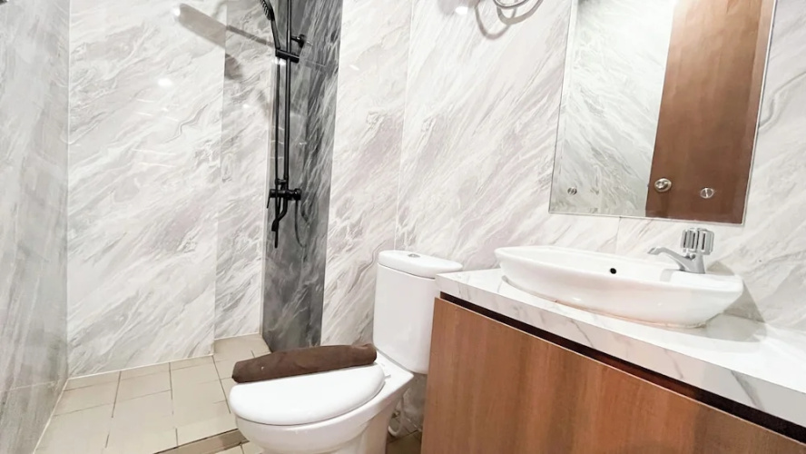 Modern Designed 2Br At Vida View Makassar Apartment
