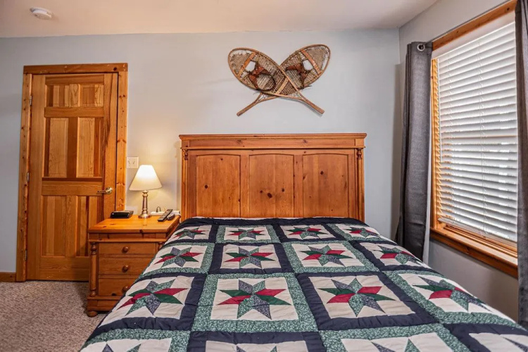 Sunkissed Lodge by Taylor Made Deep Creek