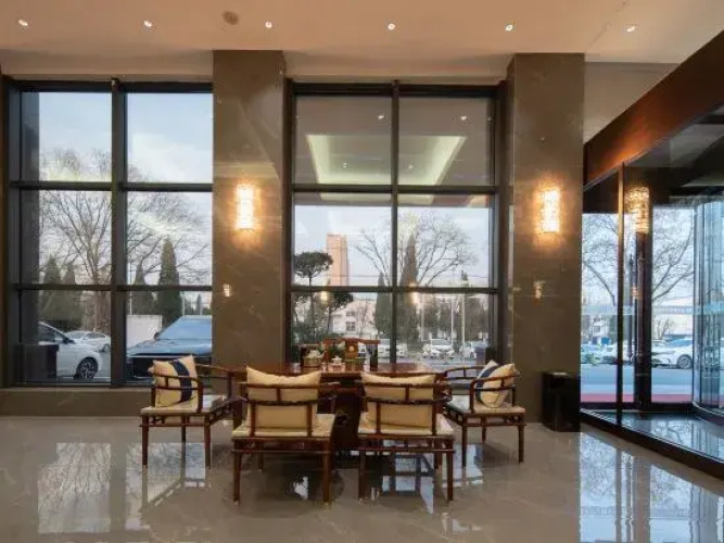 Zhongzhou Hotel
