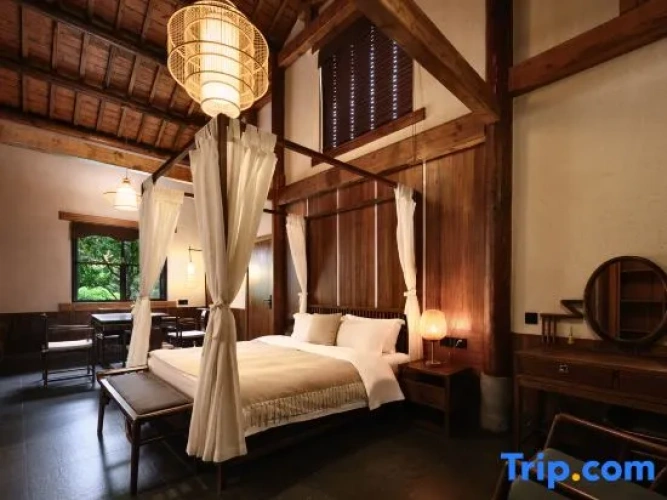 2 Bedrooms Family Suite