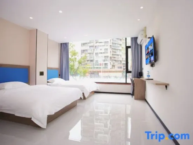 Standard Twin Family room