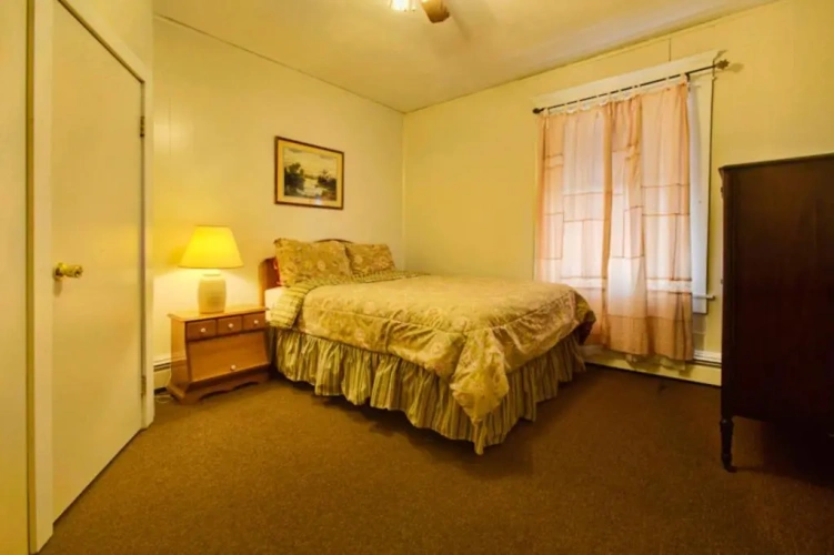 1 Bedroom Suite