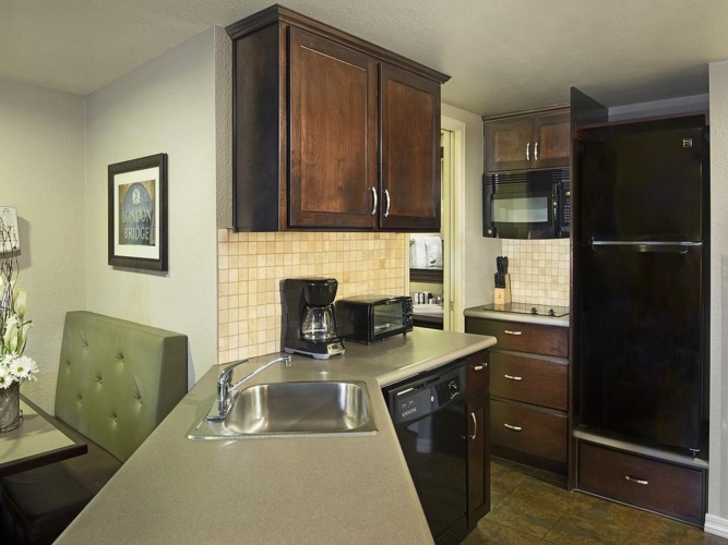 2 Bedrooms Deluxe Suite
