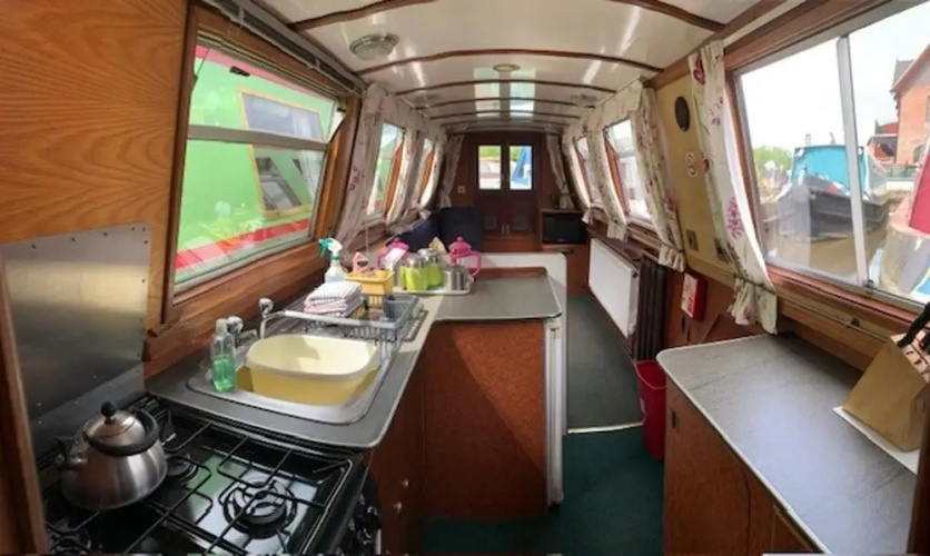 Stone - Boat - Sleeps 8 - Pet Friendly-85ws