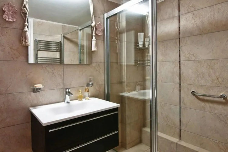 Acropolis Luxury Residences