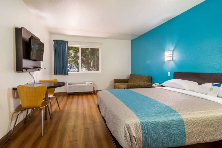 Deluxe Double Suite