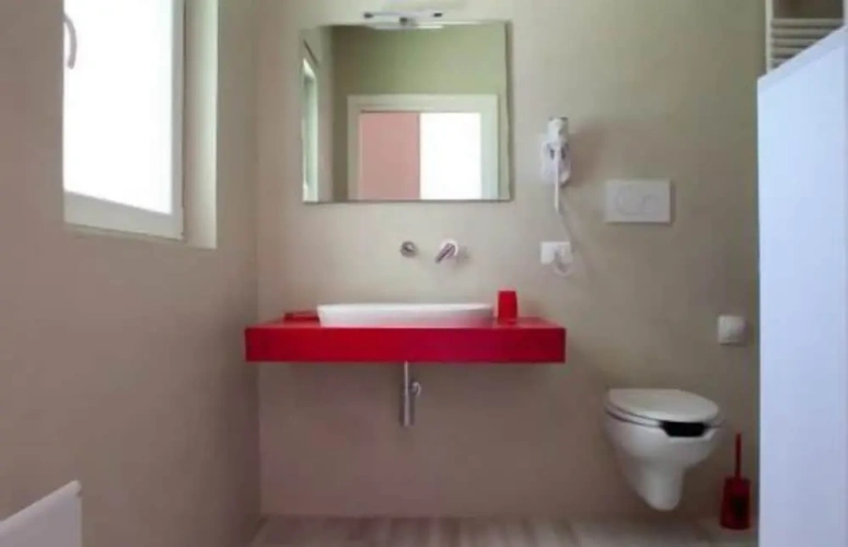 Standard Twin room with balcony