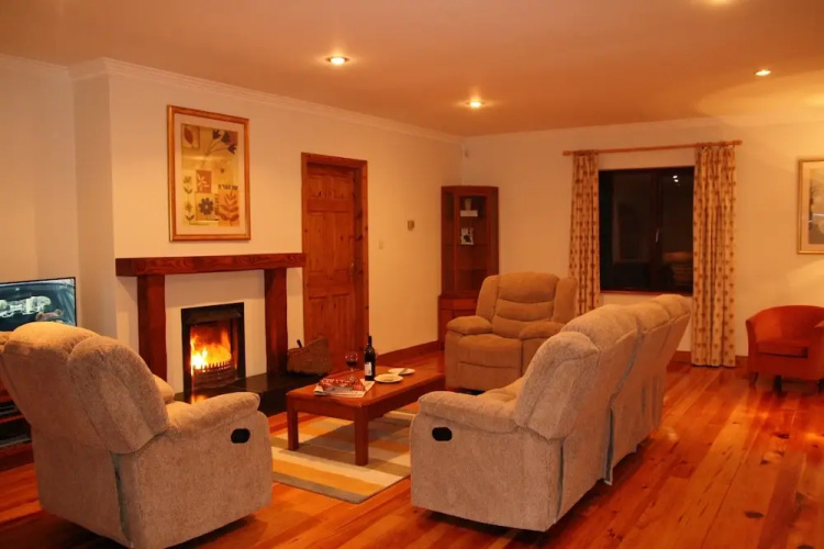 Galway Bay Lodge