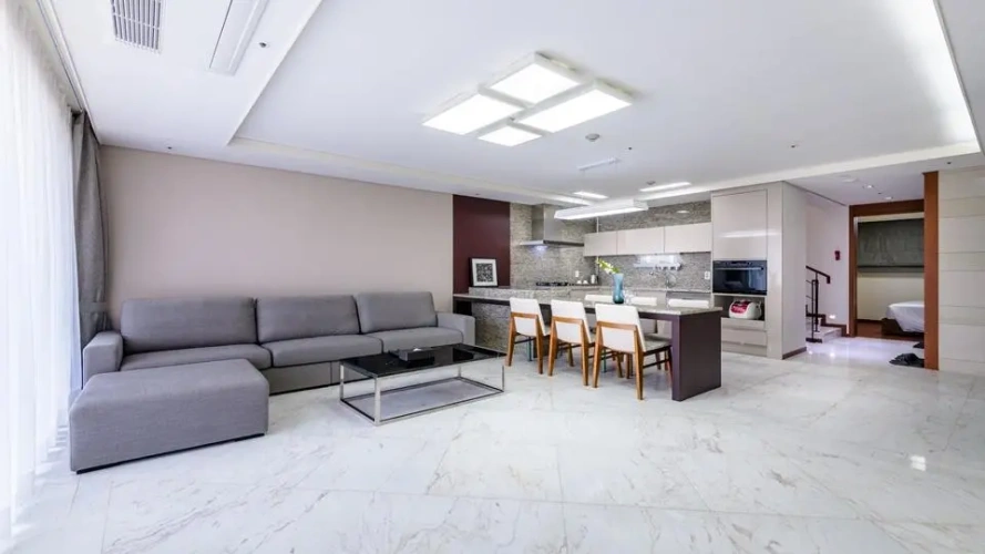 Quadruple Duplex Suite