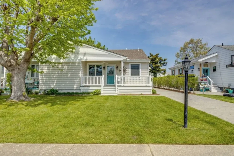 3 Bedrooms Cottage
