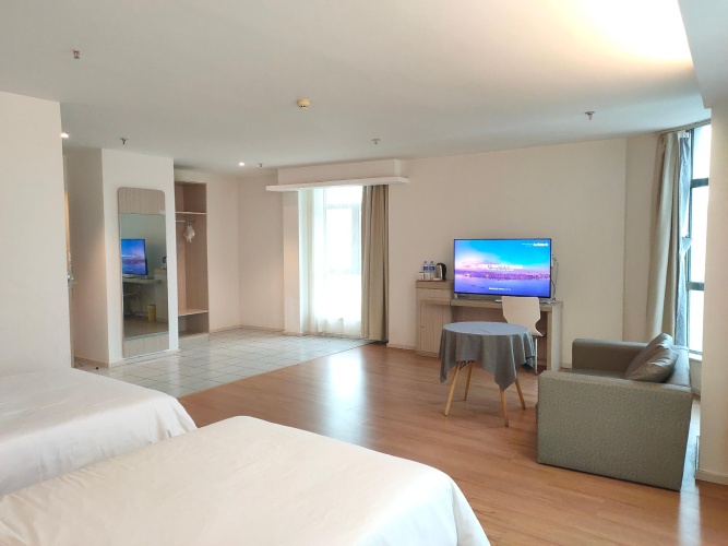 Business Twin room