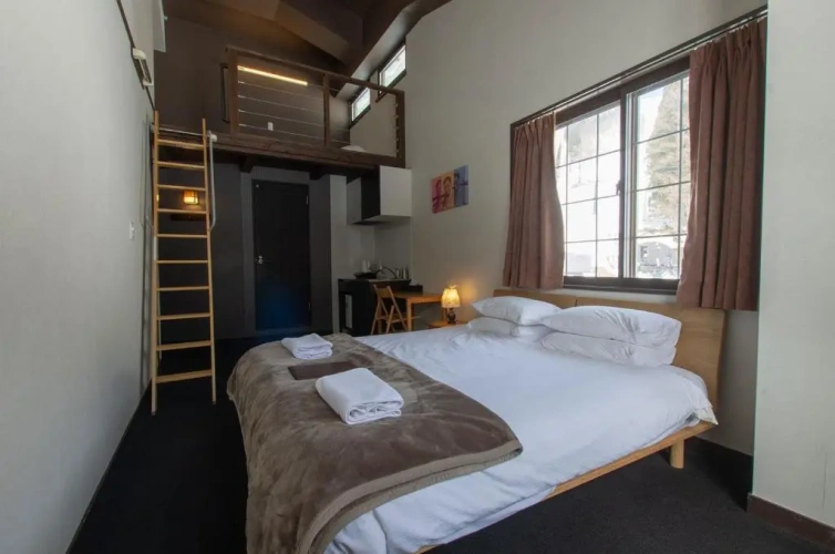 Deluxe Family Suite