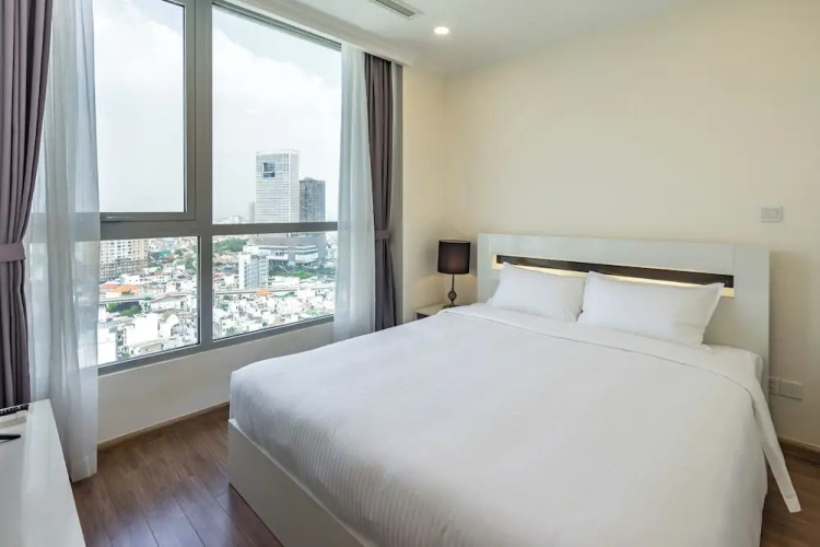 2 Bedrooms Apartment with city view